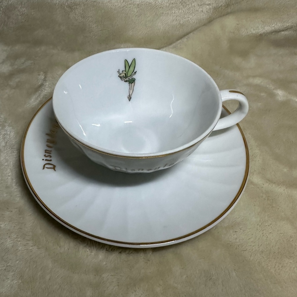 Vintage Disneyland Tea Cup & Saucer Featuring Tinkerbell and the Castle - Picture 10 of 10